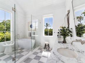 261 Greenwood Dr, Key Biscayne FL 33149