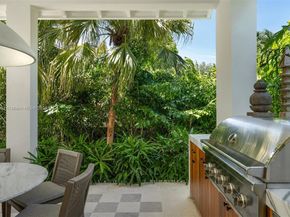 261 Greenwood Dr, Key Biscayne FL 33149