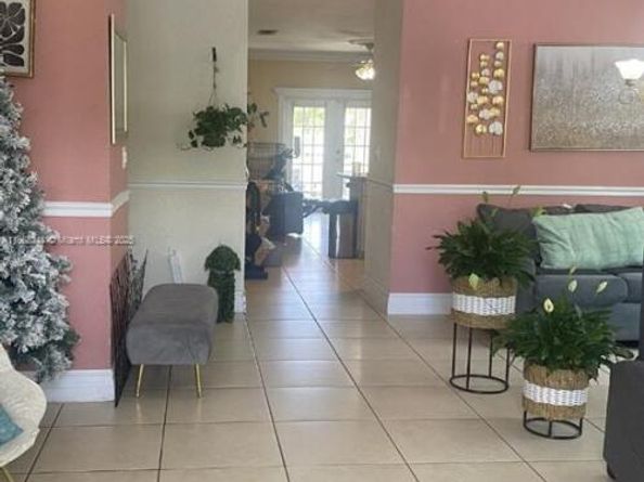 16331 SW 56th Ter, Miami FL 33193