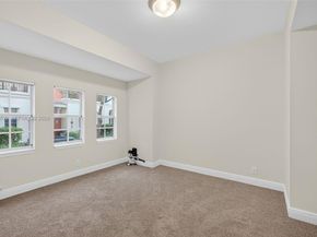 617 SW 1st Ave, Pompano Beach FL 33060