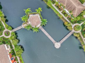 617 SW 1st Ave, Pompano Beach FL 33060