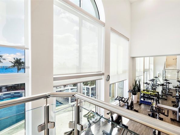 4779 Collins Ave 2407, Miami Beach FL 33140