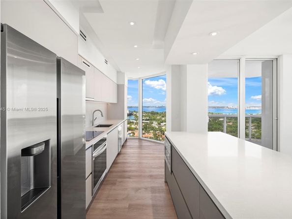 4779 Collins Ave 2407, Miami Beach FL 33140