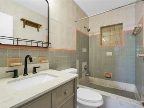 17950 NW 6th Ct, Miami Gardens FL 33169