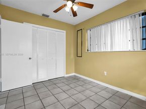 17950 NW 6th Ct, Miami Gardens FL 33169