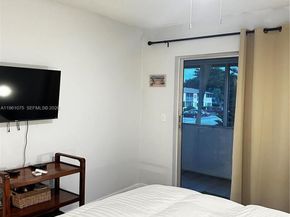 220 Cambridge I 220, West Palm Beach FL 33417