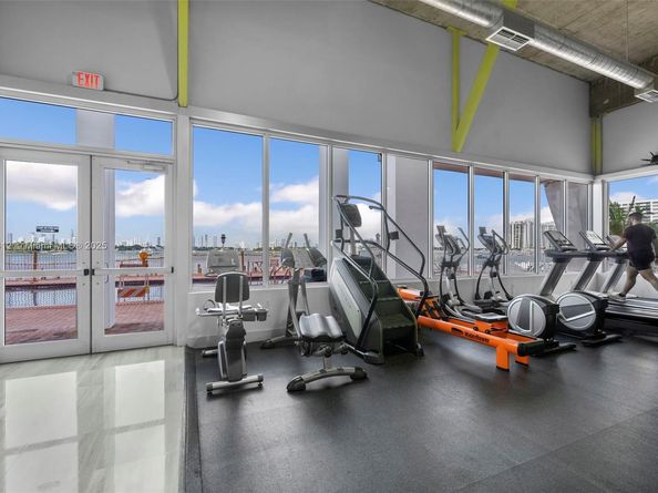 1228 West Ave 605, Miami Beach FL 33139
