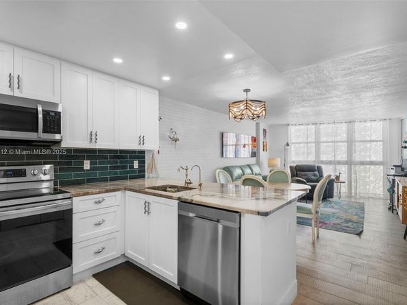 1228 West Ave 605, Miami Beach FL 33139