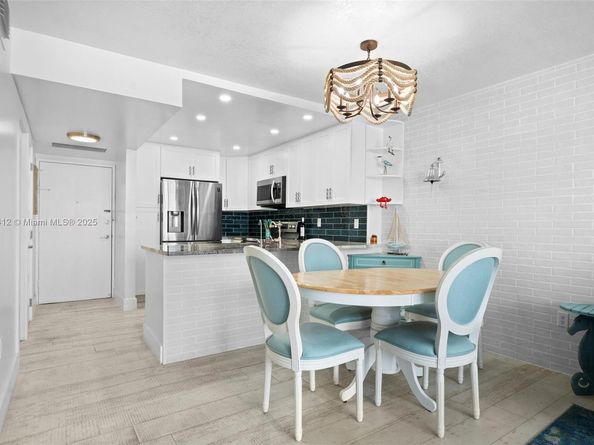 1228 West Ave 605, Miami Beach FL 33139