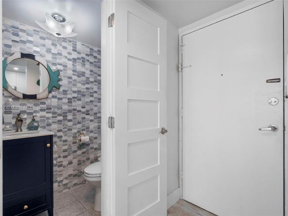 1228 West Ave 605, Miami Beach FL 33139