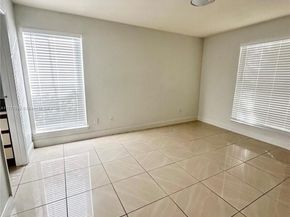 915 Riverside Dr 513, Coral Springs FL 33071