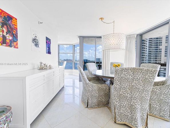 3500 Mystic Pointe Dr 2101, Aventura FL 33180