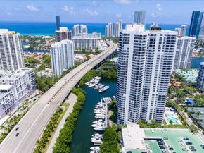 3500 Mystic Pointe Dr 2101, Aventura FL 33180