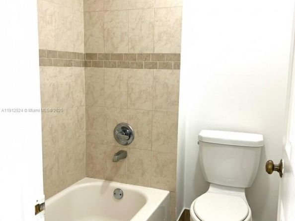 16531 Blatt Blvd 101, Weston FL 33326