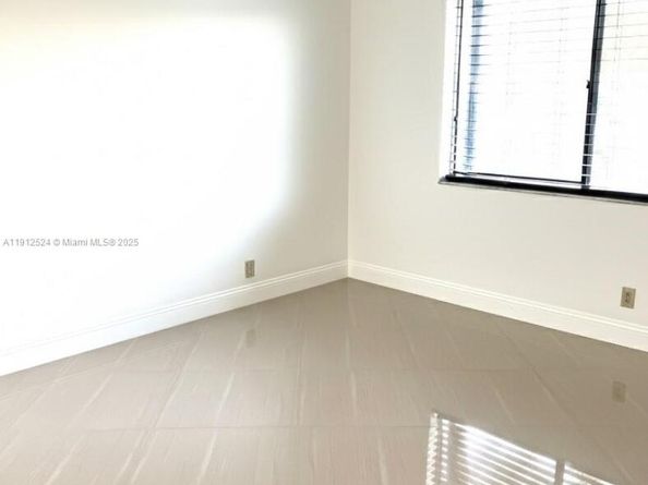 16531 Blatt Blvd 101, Weston FL 33326