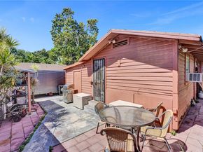329 NE 58th St, Miami FL 33137