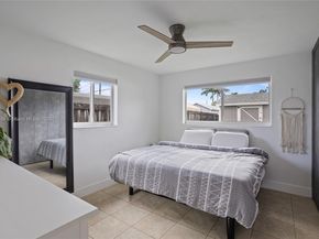 8210 NW 11th St, Pembroke Pines FL 33024