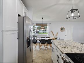 8210 NW 11th St, Pembroke Pines FL 33024