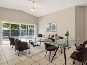 1414 E Harmony Lake Cir, Davie FL 33324