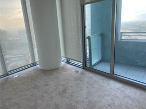 888 Biscayne Blvd 3001, Miami FL 33132