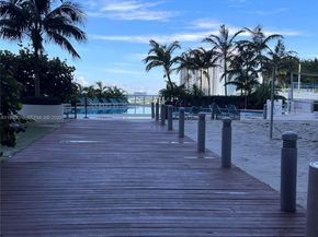 888 Biscayne Blvd 3001, Miami FL 33132