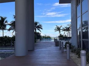 888 Biscayne Blvd 3001, Miami FL 33132