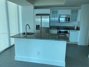 888 Biscayne Blvd 3001, Miami FL 33132