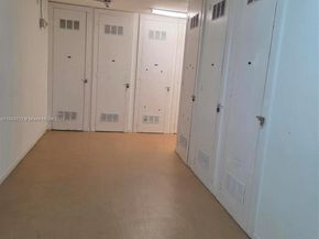 4350 Hillcrest Dr 716, Hollywood FL 33021