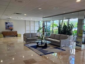 4350 Hillcrest Dr 716, Hollywood FL 33021