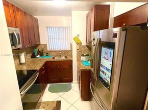 8821 W Flagler St 411, Miami FL 33174