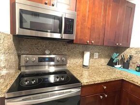 8821 W Flagler St 411, Miami FL 33174