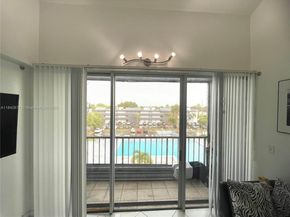 8821 W Flagler St 411, Miami FL 33174
