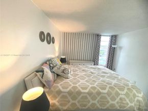 8821 W Flagler St 411, Miami FL 33174
