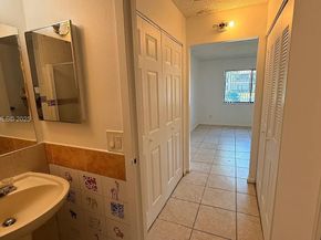 5855 Washington St 91, Hollywood FL 33023