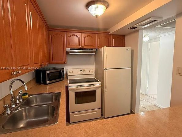 5855 Washington St 91, Hollywood FL 33023