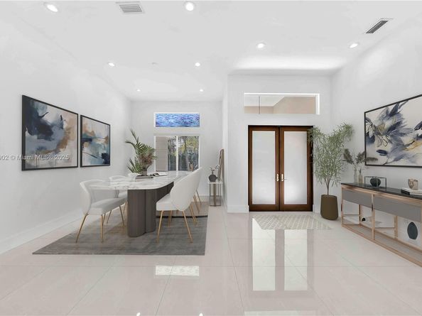 10703 SW 84th Ave, Miami FL 33156