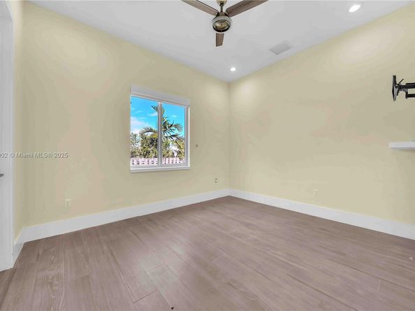 10703 SW 84th Ave, Miami FL 33156