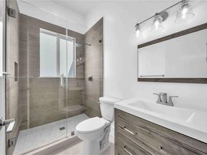 10703 SW 84th Ave, Miami FL 33156