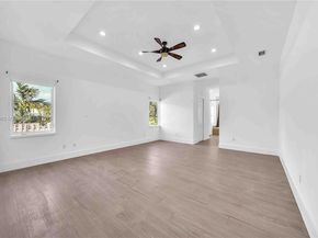 10703 SW 84th Ave, Miami FL 33156