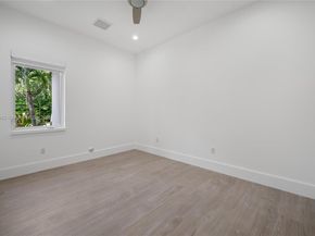 10703 SW 84th Ave, Miami FL 33156