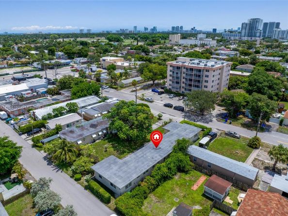 1845 Dixieanna St, Hollywood FL 33020
