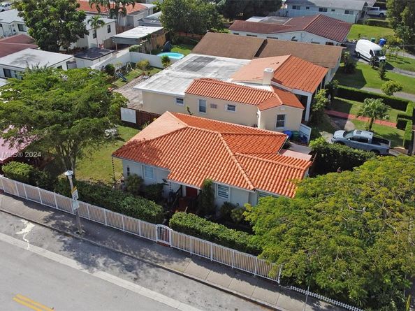 1900 SW 21st Ave, Miami FL 33145