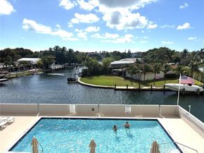 2500 NE 135th St B506, North Miami FL 33181