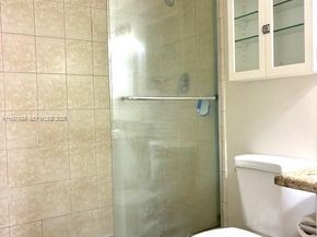 2500 NE 135th St B506, North Miami FL 33181