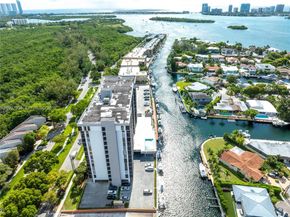 2500 NE 135th St B506, North Miami FL 33181