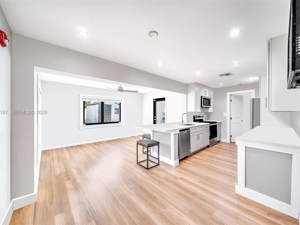 3170 NW 14th Ct, Lauderhill FL 33311