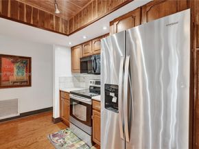 5380 SW 8th Ct, Plantation FL 33317