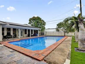 5380 SW 8th Ct, Plantation FL 33317