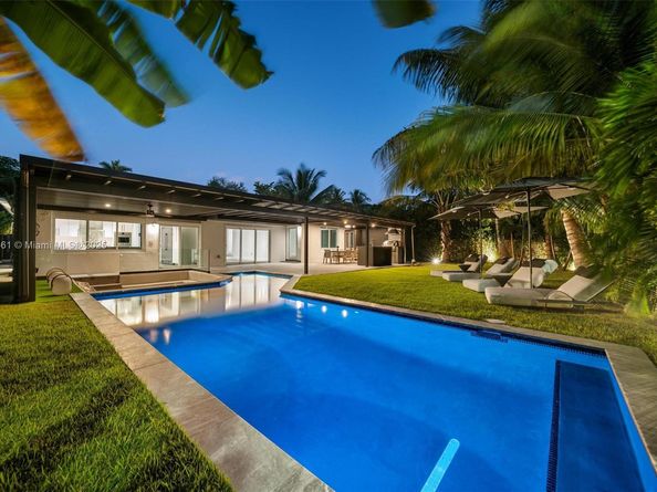 10618 NE 11th ct, Miami Shores FL 33138