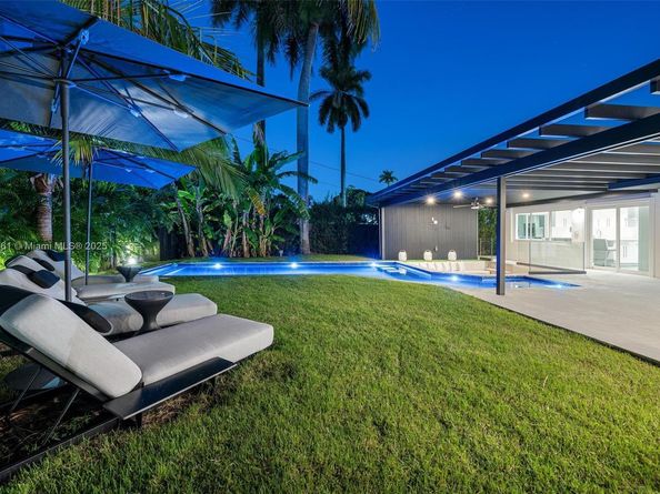 10618 NE 11th ct, Miami Shores FL 33138